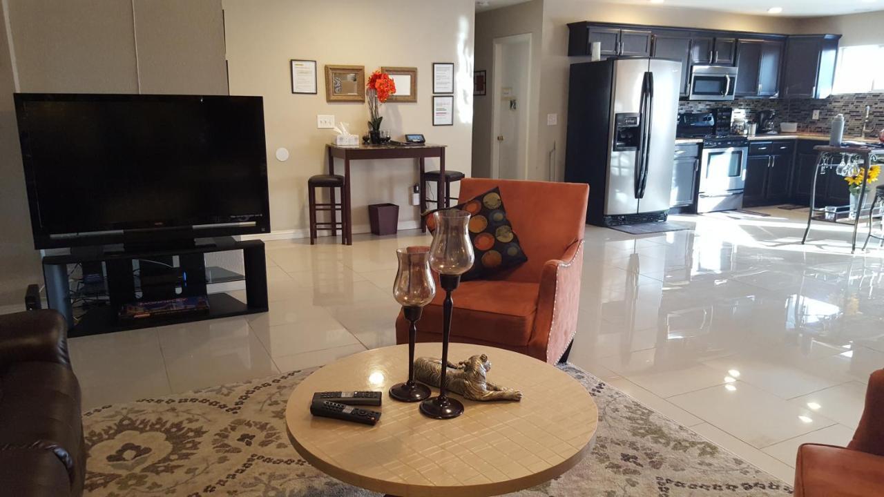 Beautiful 3 Bed/2 Bath Cozy Get Away Home Las Vegas Luaran gambar